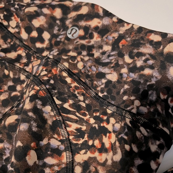 Lululemon Invigorating Leggings - Picture 7 of 9